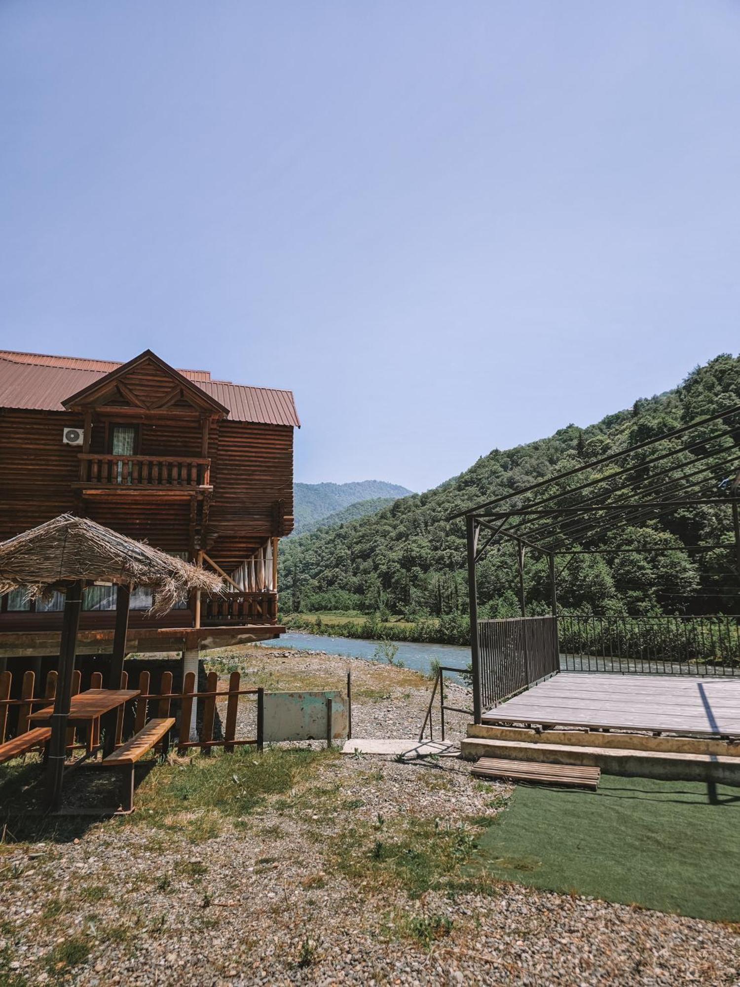 Hotel Chveneburi Machakhlispiri Luaran gambar